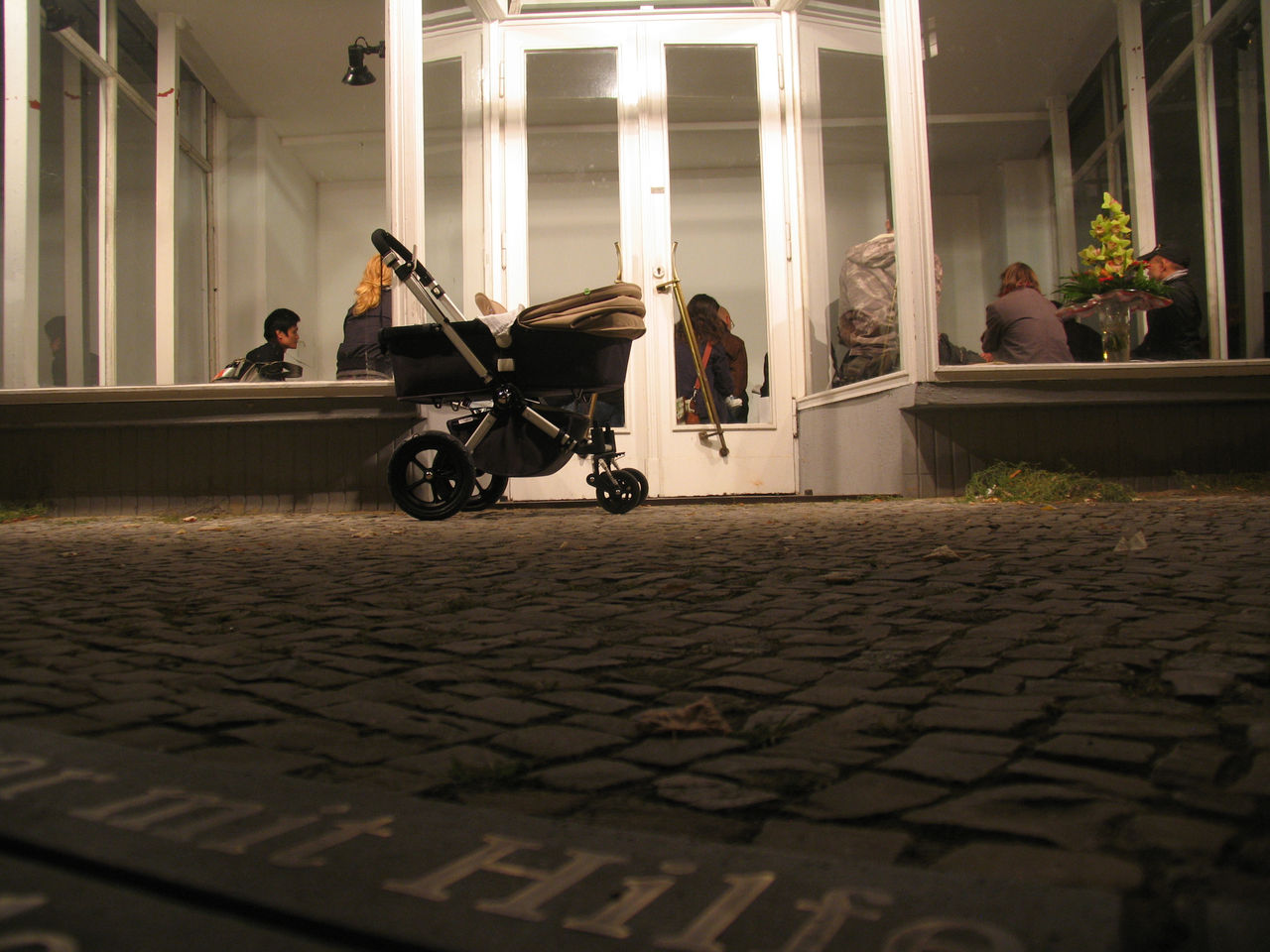 Photographic documentation of RYLLEGA Berlin (Talk: Hanoi's art scene and Ryllega Hanoi, 16 September 2008)
